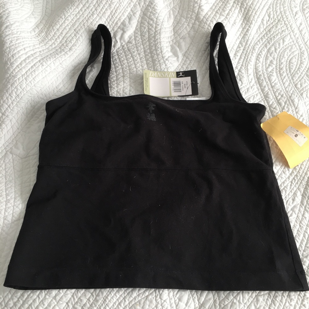 Danskin NWT Yoga Top